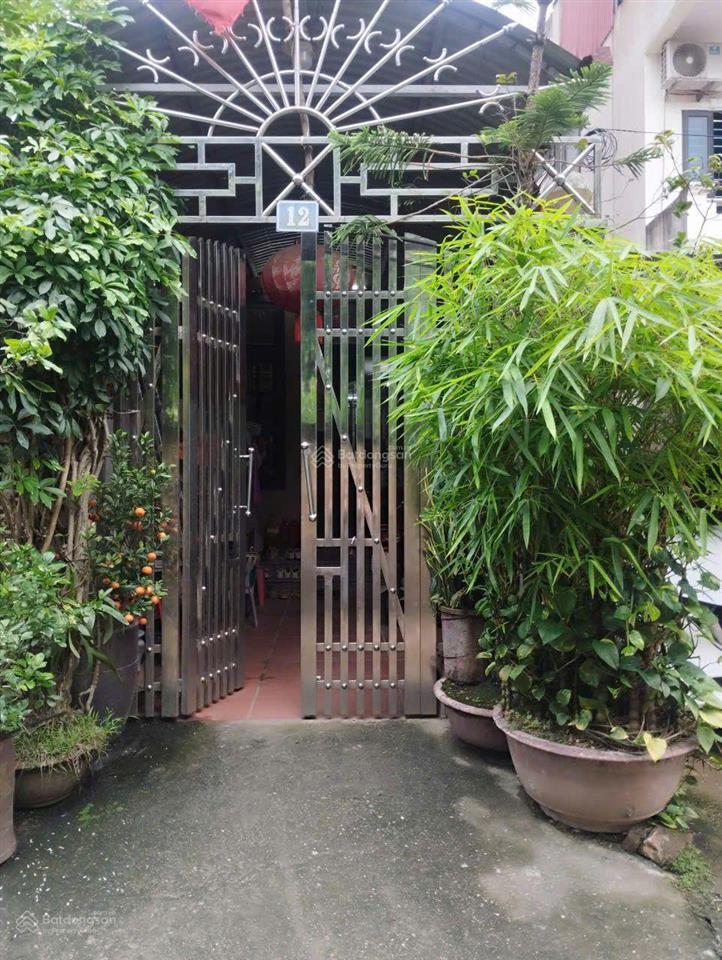 chủ cần bán gấp giảm chào mấy lần rồi từ 7,5tỷ xuống 4,8tỷ. sẵn nhà 5 tầng dt 62m2.nội thất đủ