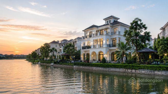 Gấp! chủ nợ bank cần bán gấp siêu biệt thự bằng lăng vinhomes riverside 500m2, giá 300tỷ