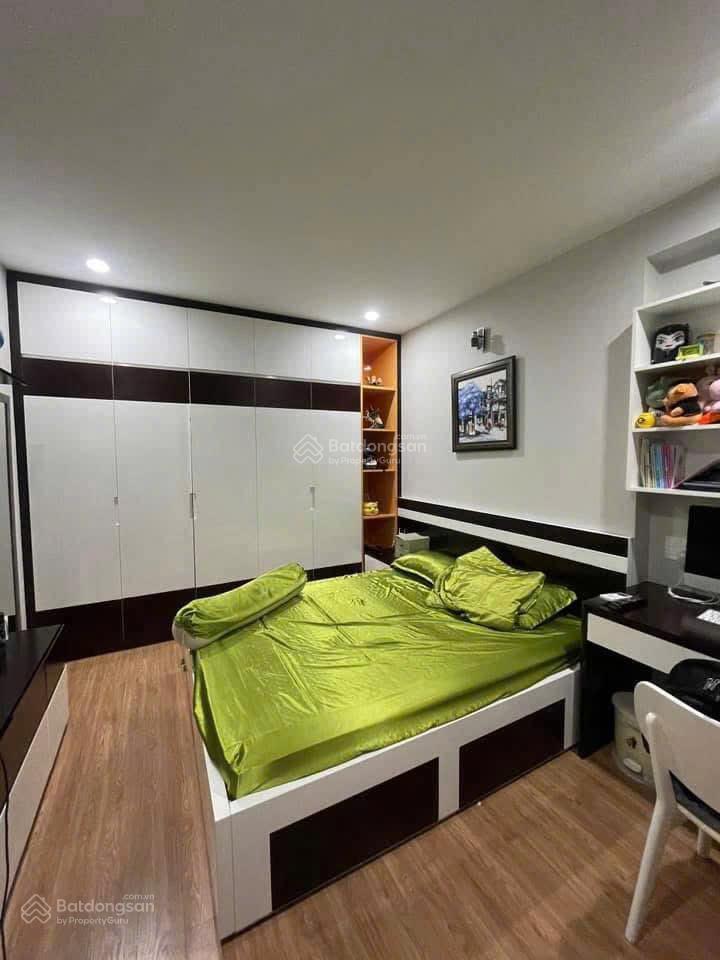 Bán căn hộ 2pn cc the gold view 346 bến vân đồn, quận 4 diện tích 92m2 2pn 2wc có nội th