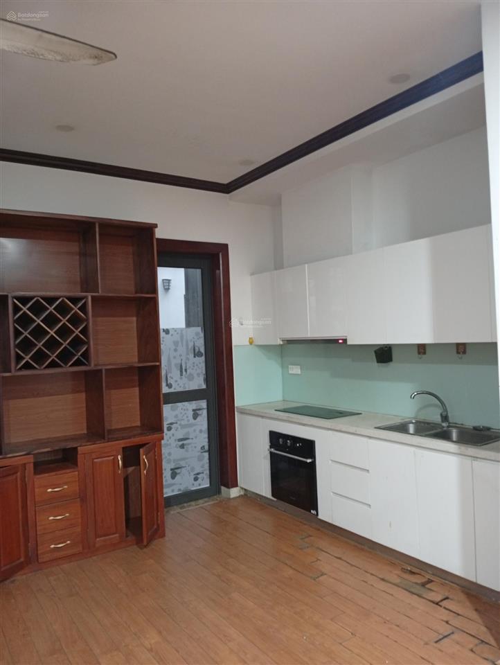 Bán biệt thự đường rộng 20m giá rẻ