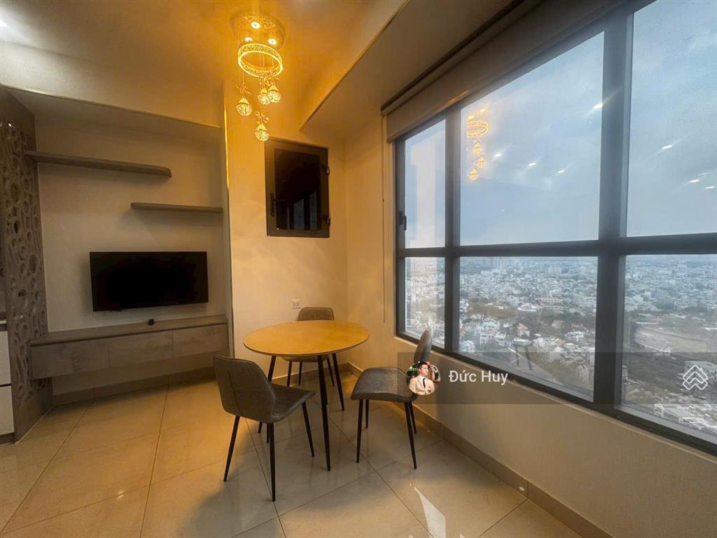 Giá giảm rồi căn studio 32m2 đầy đủ nội thất chỉ còn 2,85 tỷ bao hết the sun avenue quận 2