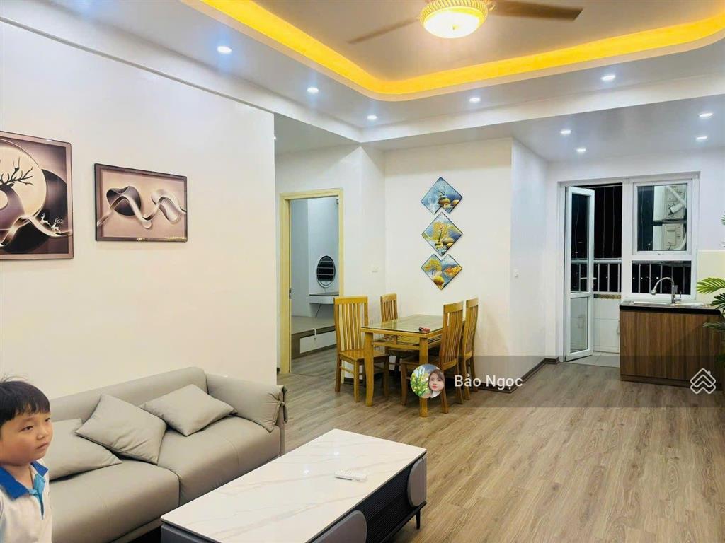 Căn hộ 68m 2pn tòa ct5b xa la, hà đông giá bán 3,55 tỷ (chưa bao tên, có thương lượng) sđcc