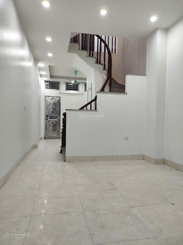 Bán nhà 5 tầng mới khu hà trì, đủ công năng sử dụng