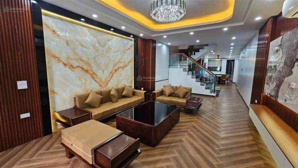 Liền kề sân vườn văn phú nhà đẹp, giá đẹp, vị trí đẹp! 90m2 5 tầng, thang máy. gara ô tô.