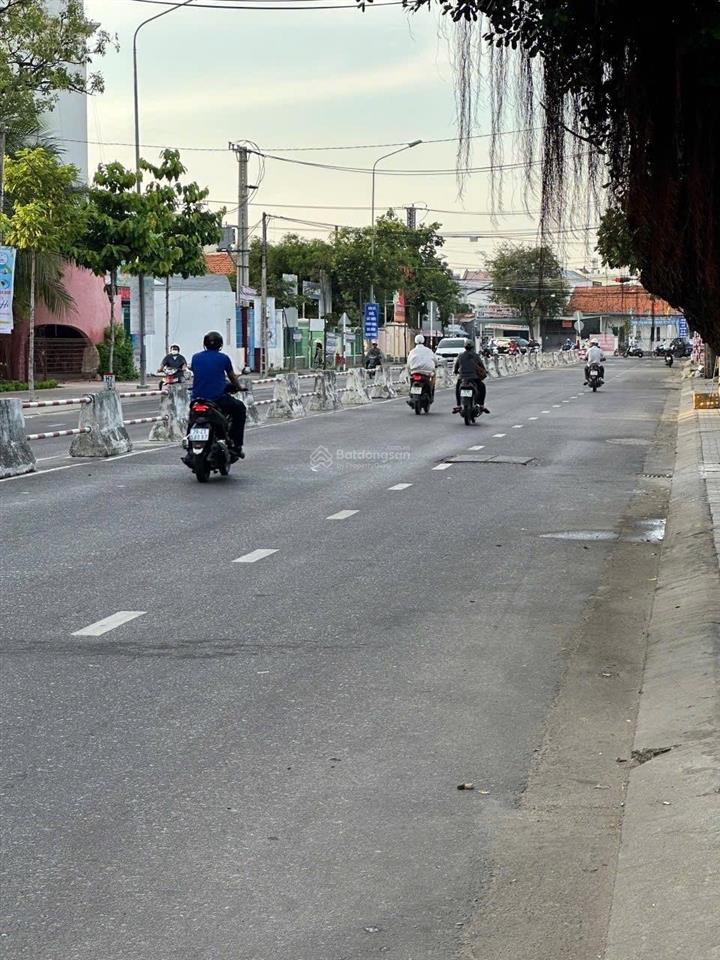 Lô đất 2 mặt tiền lê hồng phong nha trang 53tr/m2