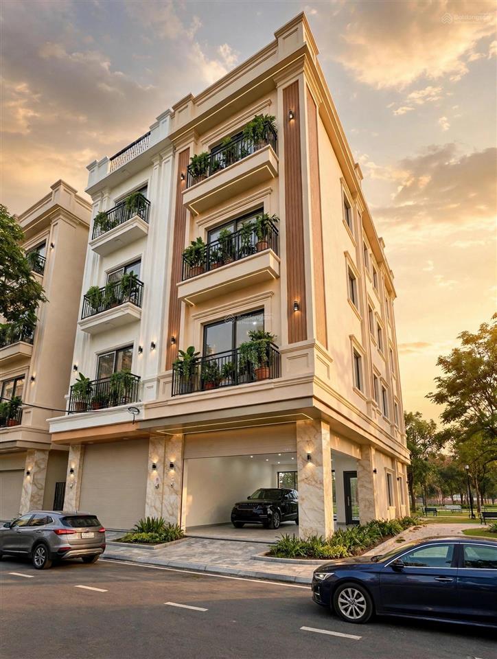 Bán nhà pl times city, minh khai dt 55m2 mt 5m, pk 12 tỷ, gara ô tô, hồ sinh thái chung cư bên cạnh
