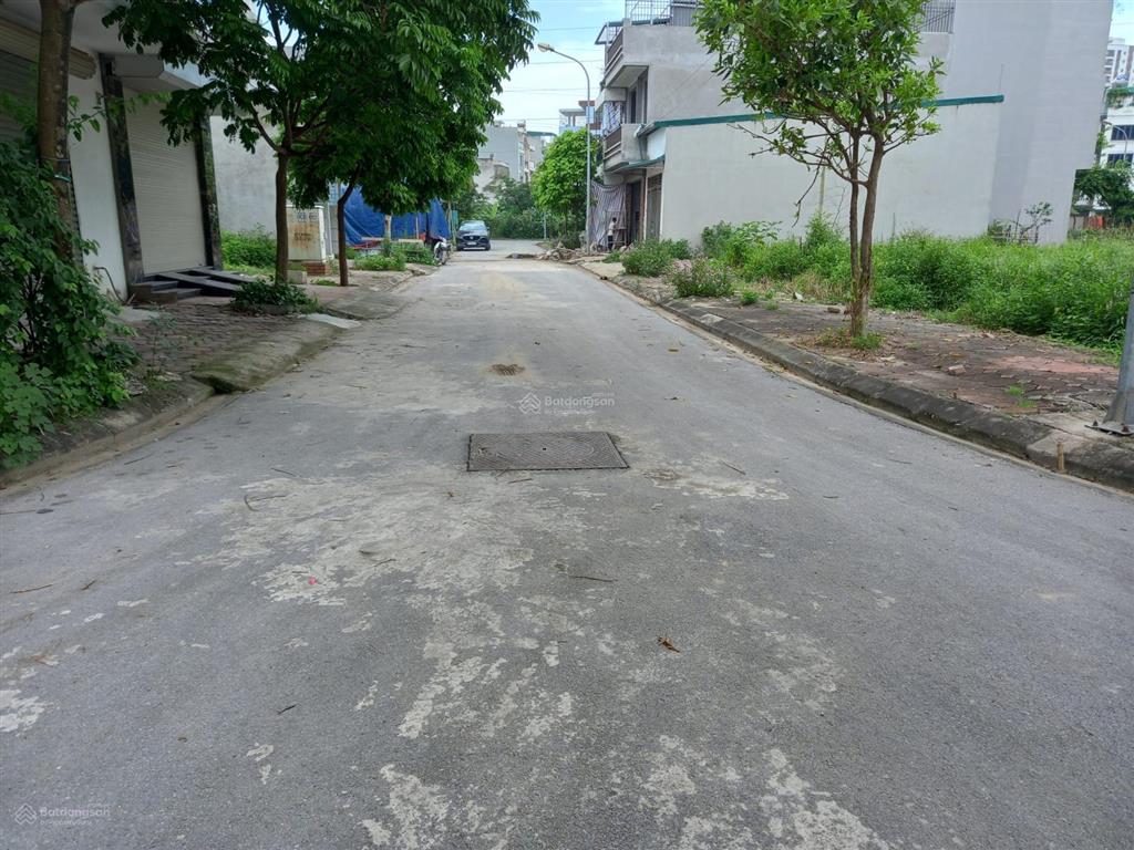 Bán đất tu hoàng 56m2 mặt tiền 4,5m ô tô vào đất.