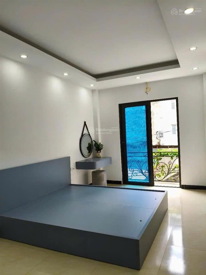 Bán nhà 45m2 xây 4 tầng ngay đầu đường mễ trì giá 7.33 tỷ cần bán gấp
