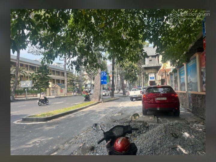 Bán nhà quận 1 giá 8,4 tỷ, hẻm xe hơi 345 trần hưng đạo, 4 phòng ngủ