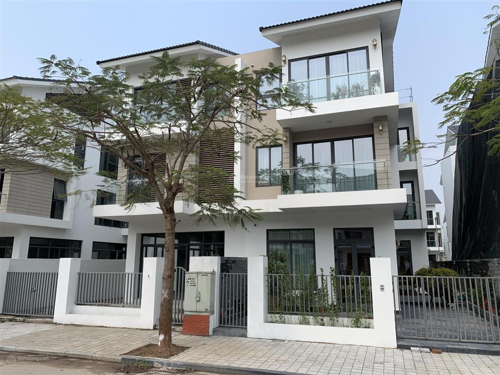 Tôi thiện chí bán biệt thự an vượng gần cv thiên văn học giá 32 tỷ dt 180m2 đường lê quang đạo