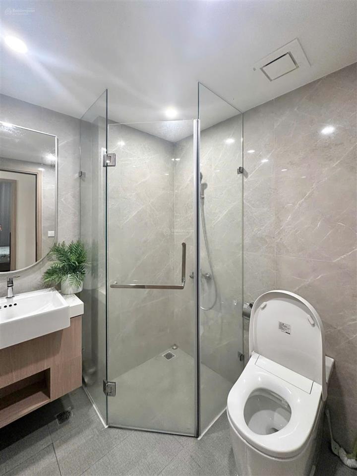 Bán ch 1pn + 54m2 view nội khu, hồ bơi lumiere boulevard giá chỉ 3,2 tỷ sổ hồng