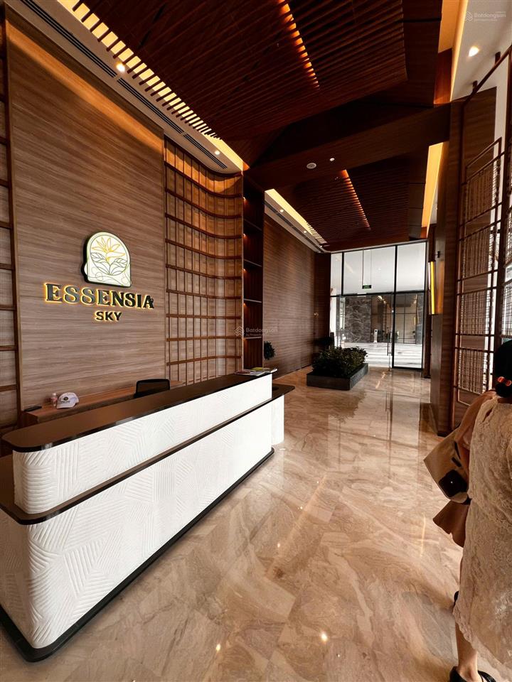 Căn 3pn căn góc 119m2 view hồ bơi giá bán 8.83 tỷ