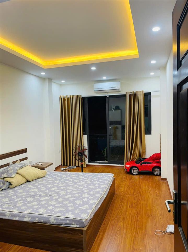 GIÁP NHỊ – NHÀ ĐẸP 6 TẦNG, FULL ĐỒ – MẶT NGÕ Ô TÔ, ĐỖ CỬA – KHÁCH CHỈ VIỆC VỀ Ở