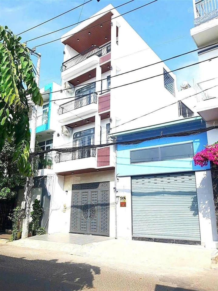 1/ ngay chợ tân hương, 5x20m, 1 lửng 3 lầu, sân thượng, có thang máy trong nhà!!