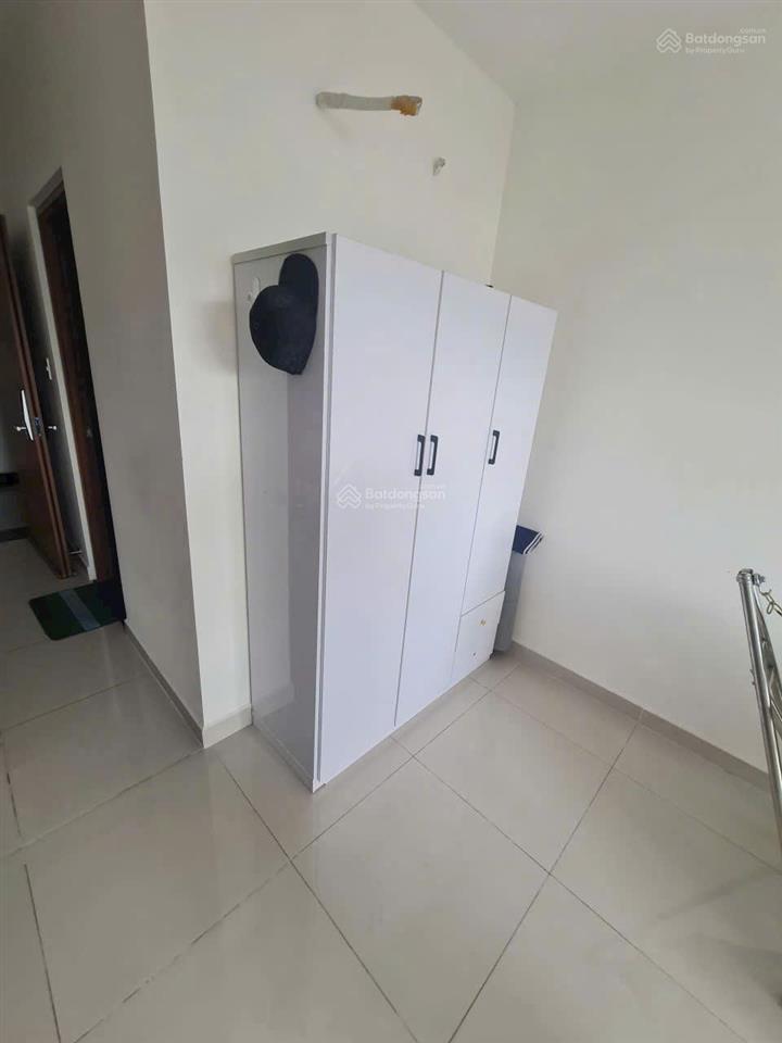 Chính chủ cần bán căn hộ tầng 2, đủ nội thất, sổ sẵn, công chứng ngay.