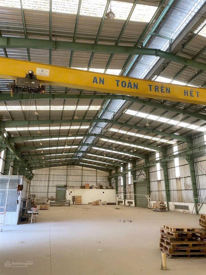 Bán kho/nhà xưởng mặt tiền đường xe cont phường an phú thuận an bình dương. gần vòng xoay ngã 6