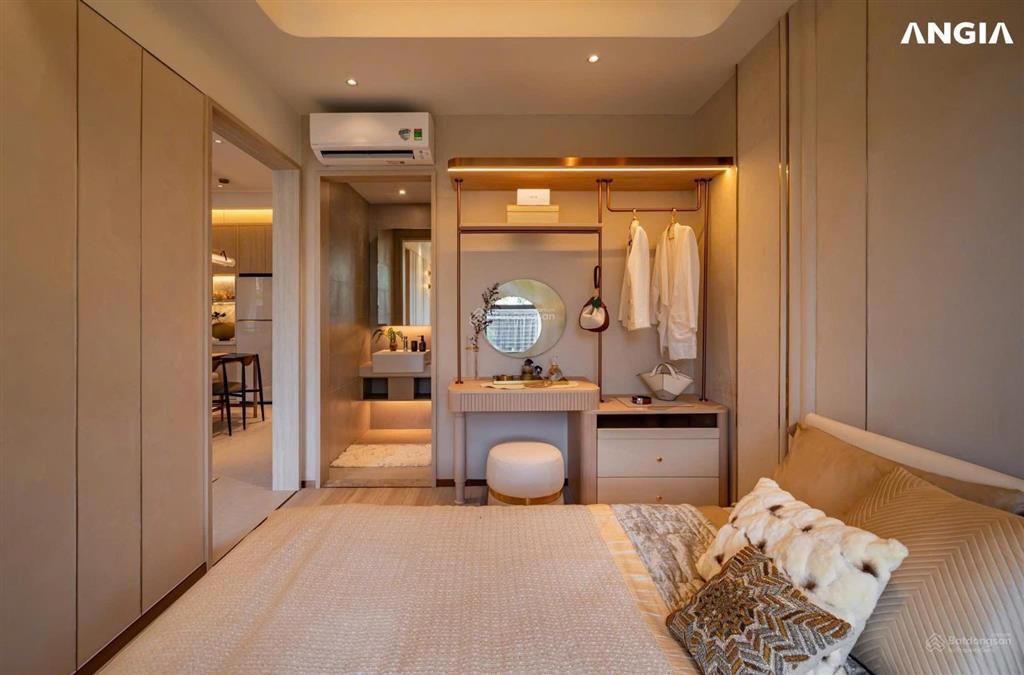 Chính chủ bán lại căn hộ cao cấp giá rẻ hcm the gió, view sông, ngay metro, tặng ip18 promax