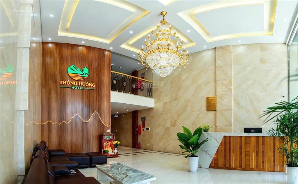 Tòa khách sạn sân bay tân bình 7.5x35m hầm 7 tầng hđt 200tr/th hạ giá 90 tỷ