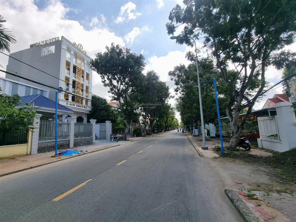 Bán đất mặt tiền đường vỉa hè trần cao vân phường 9