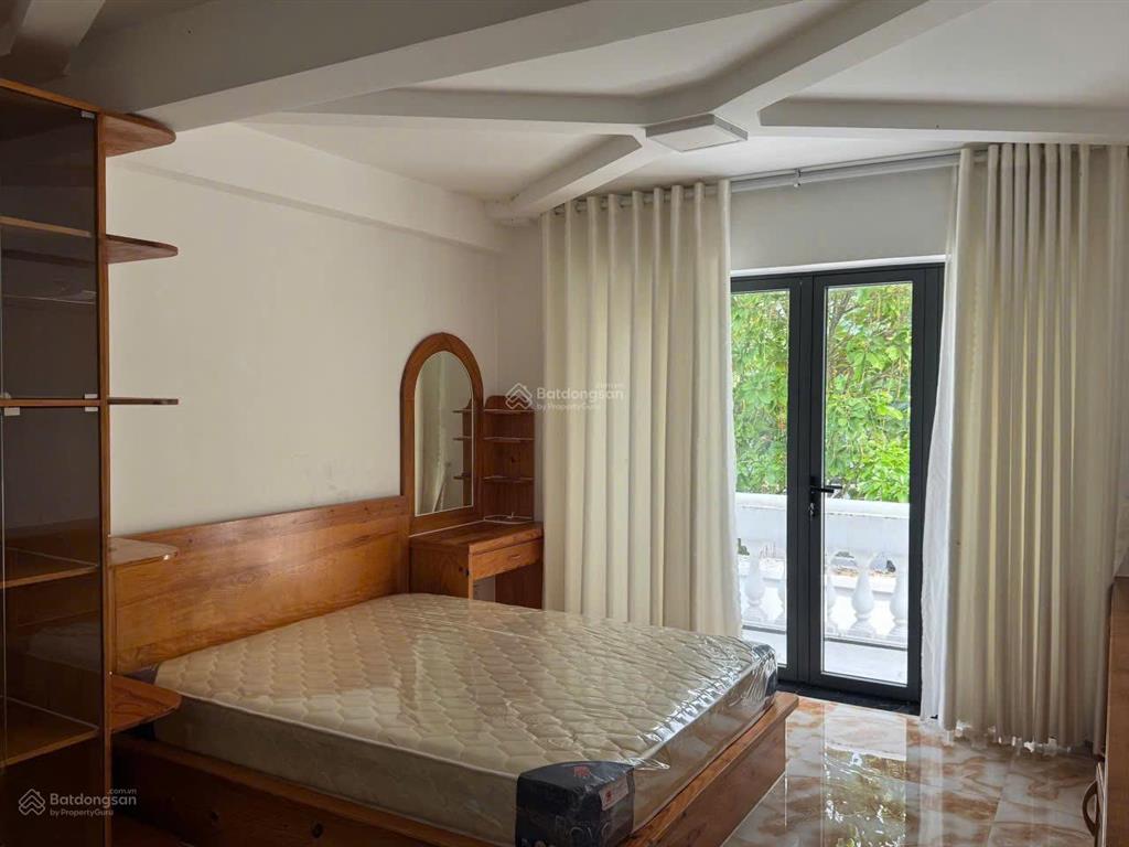 Bán biệt thự kdc 13e làng việt kiều, xã bình hưng, hồ chí minh, 203m2, căn góc! 0908 155 ***