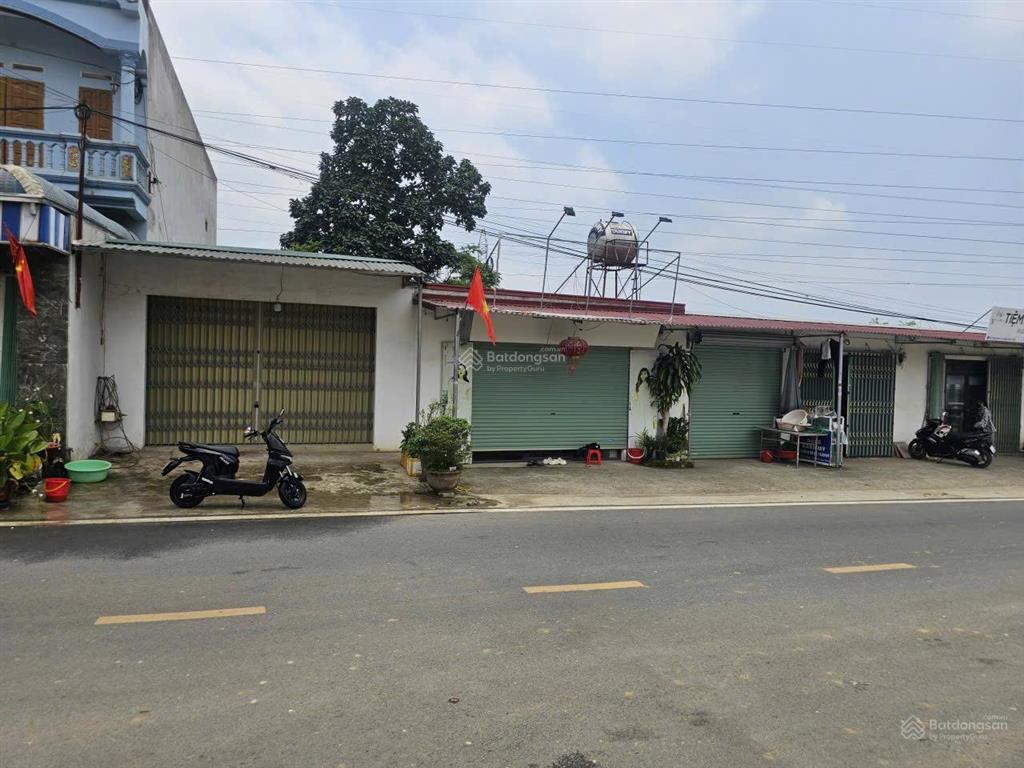 Bán lô đất ngay trường đại học fpt giá 3 tỷ để về sài gòn gấp full thổ ô tô tránh