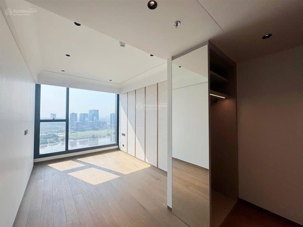 Bán gấp căn hộ 2pn, 2wc tại grand marina saigon, 36 tỷ, 87m2