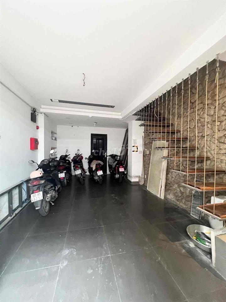 CĂN HỘ DỊCH VỤ DÒNG TIỀN 32 TR/THÁNG ĐƯỜNG NHỰA 6M LÊ VĂN QUỚI