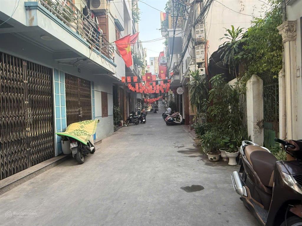 Nhỏ nhỏ xinh xinh tiện ích 1tỷ599 có nhà giữa trung tâm t. phố