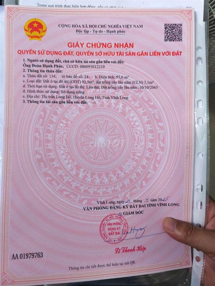 Nền mặt tiền đường Phú Đức - Long An