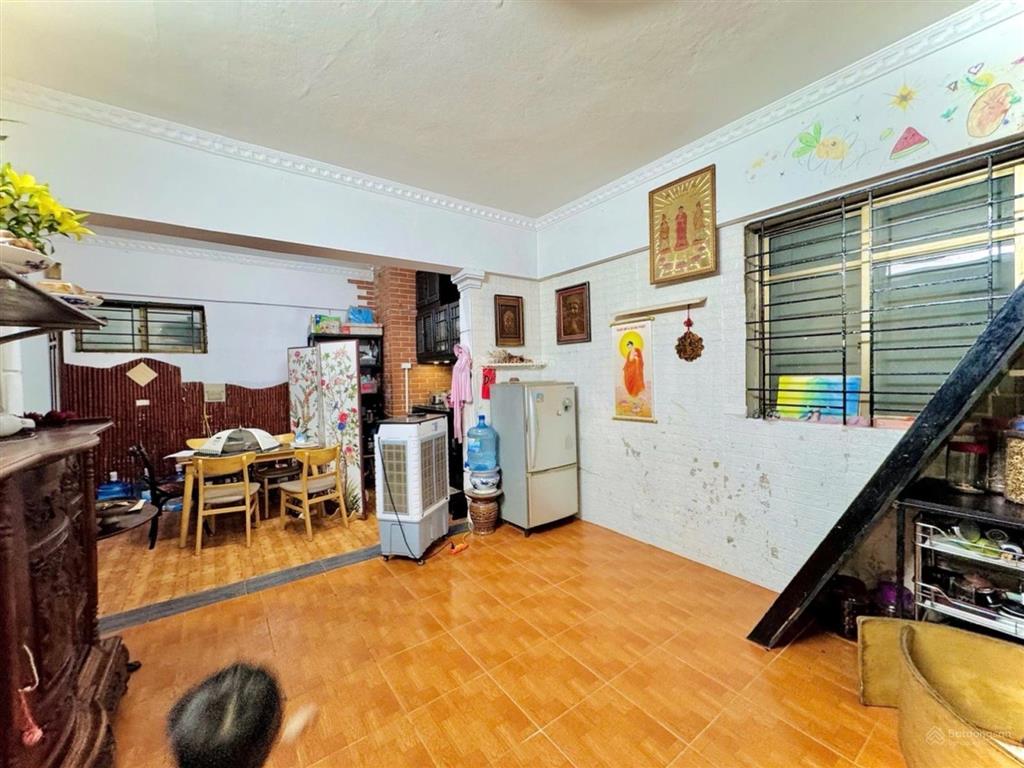 Lô góc view thoáng đẹp đền lừ 2 nhà cũ nhưng chủ thiện chí