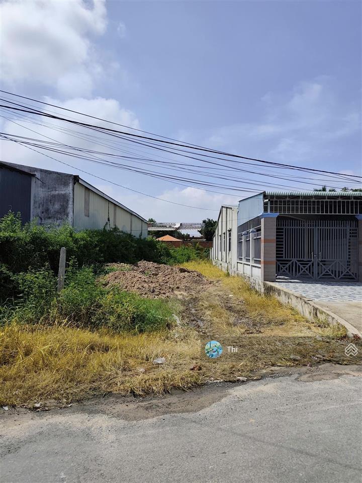 Bán đất tại đường tỉnh lộ 7, 850 triệu, 250 m2, view đẹp, pháp lý đầy đủ