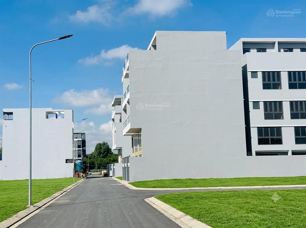 Cần bán đất thổ cư, sổ riêng, đường 6m thông tam bình, tp thủ đức ngay metro