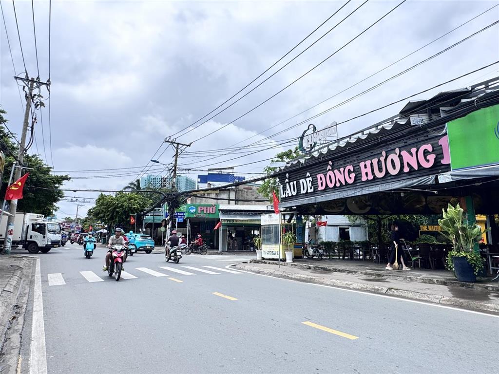 Mặt tiền kinh doanh đường tô ngọc vân tam bình dt 6*26m thu nhập 60tr/tháng giá chỉ 16.9 tỷ