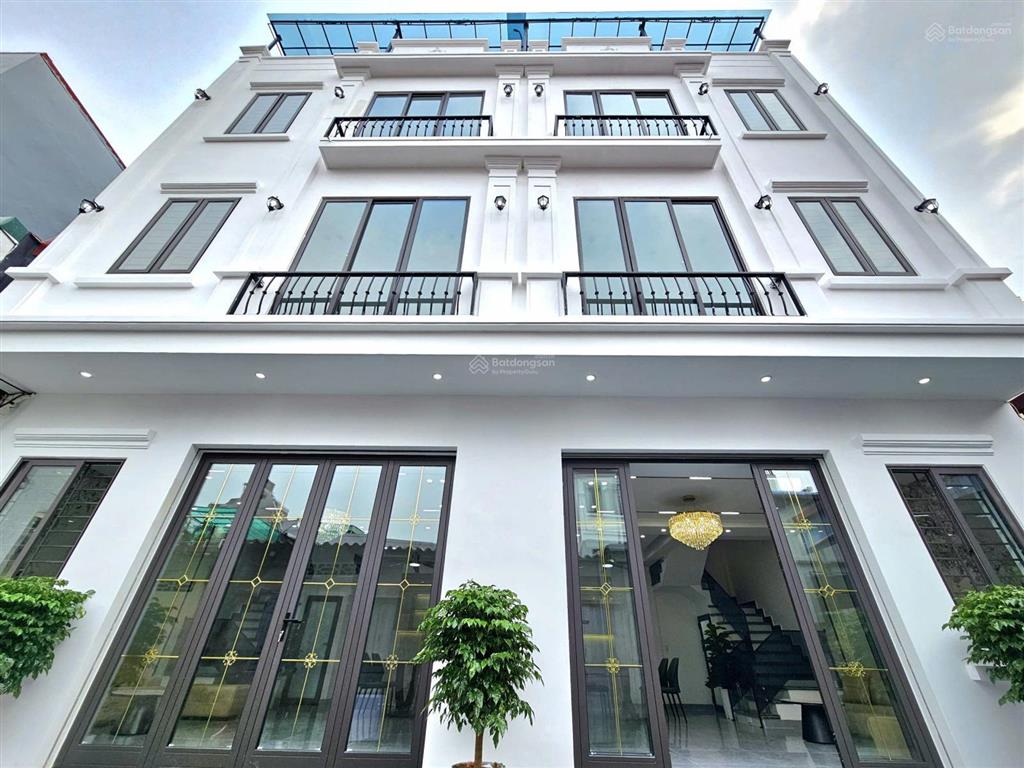 Bán nhà song sinh 193 hồ sen xây độc lập, 4 tầng, ngang 6m giá 4,65 tỷ