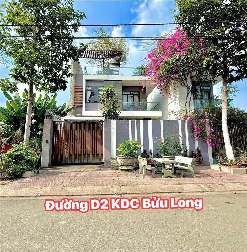 11,9 tỷ bán căn biệt thự 1 trệt 1 lầu đường d2 kdc bửu long ngay song ngữ lạc hồng