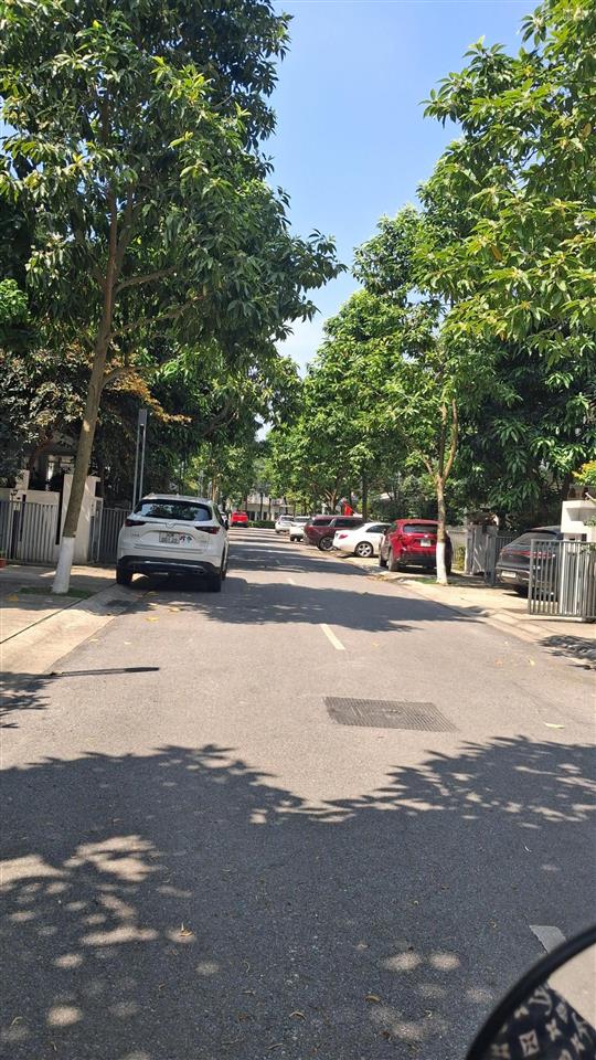 Hàng hiếm. hiếm có căn biệt thự park city dt 120m 4 tầng 0944 944 ***