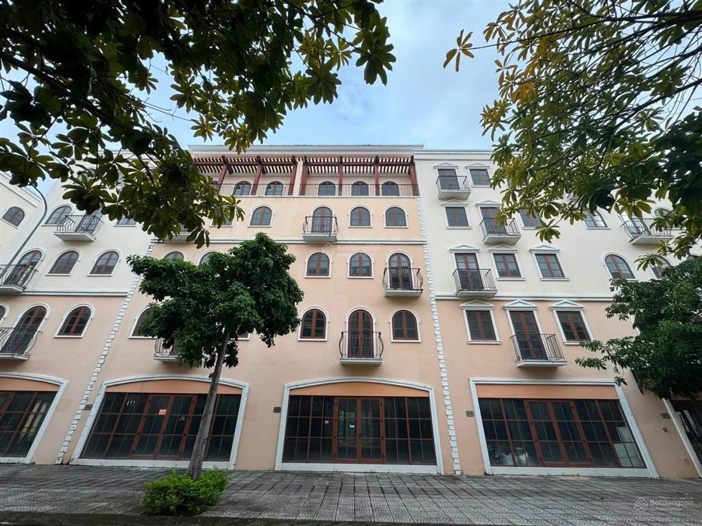 Cần chuyển nhượng liền kề xây 5 tầng dự án sun grand city new an thới giá chỉ 8,5 tỷ