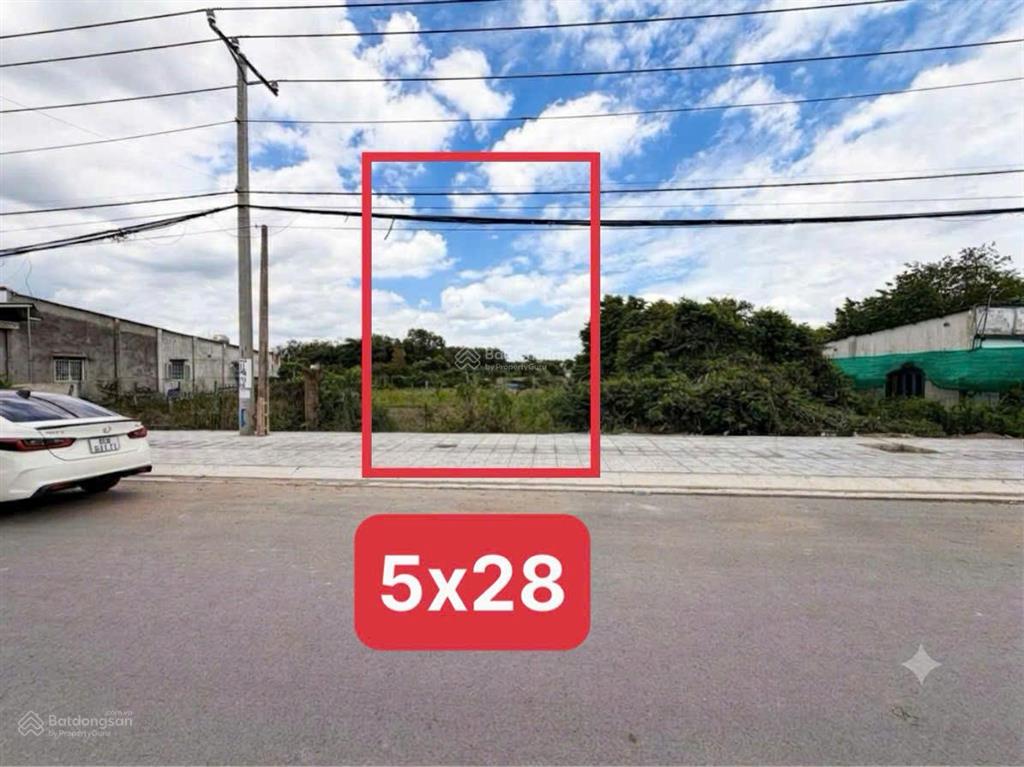 Chính chủ bán gấp lô đất 142m2 mặt tiền đường hương lộ 15 ngay cây xăng thạnh phú