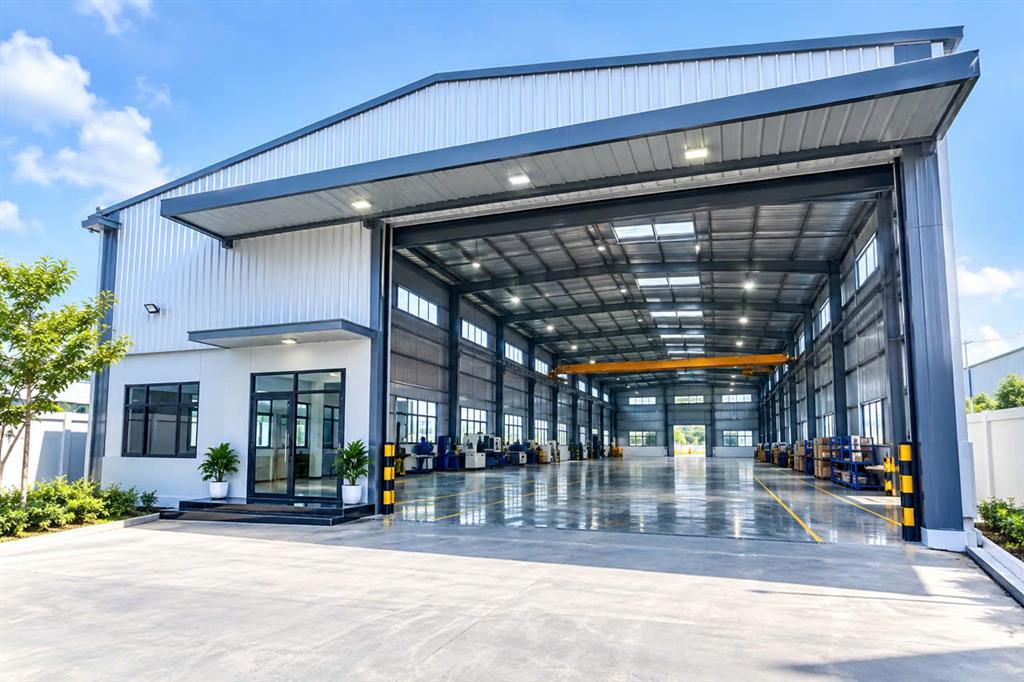 🏭 CHO THUÊ XƯỞNG TÂN HIỆP 1000m2 giá 35 triệu – HÓC MÔN