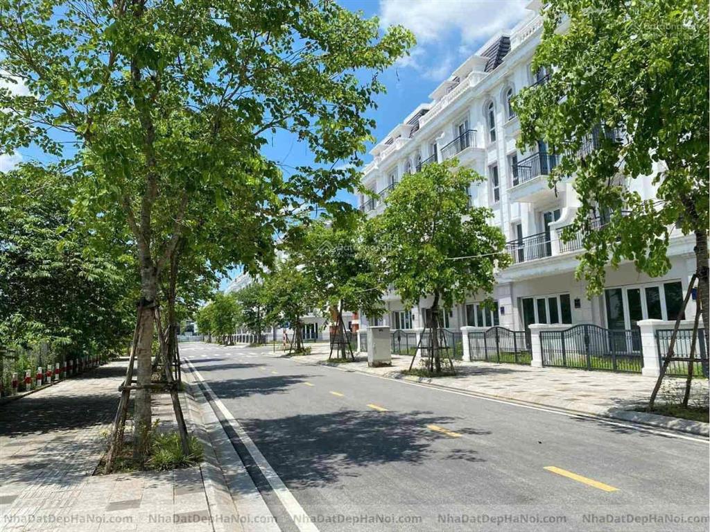 Bán gấp giá tốt! liền kề đường 17m view công viên đường ban tím eurowindow twin parks giá 14.5 tỷ