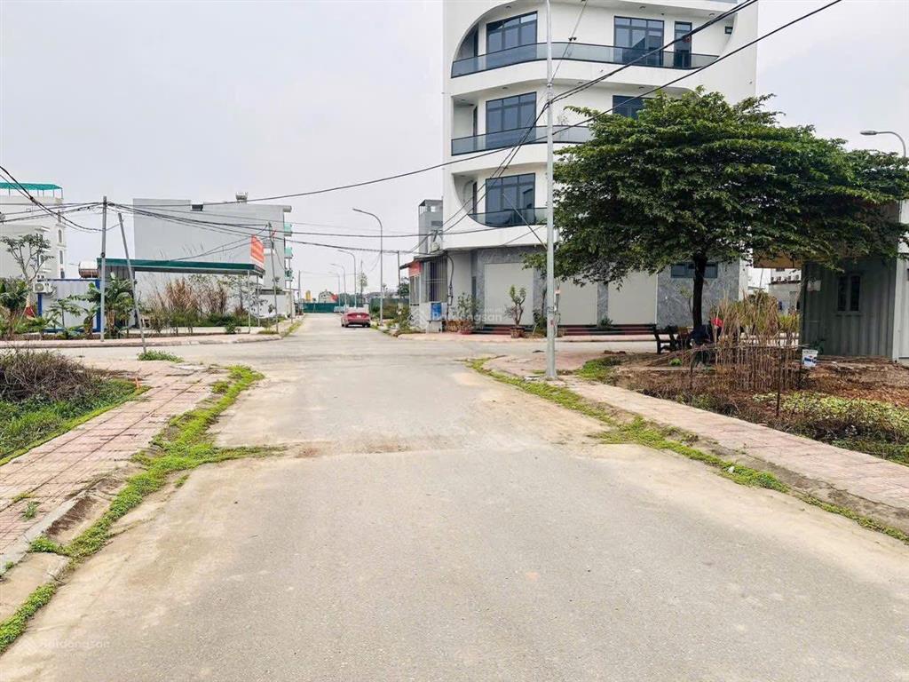 Chủ nhà cắt sâu tận xương tủy. ace cần alo e nhé 8x tr