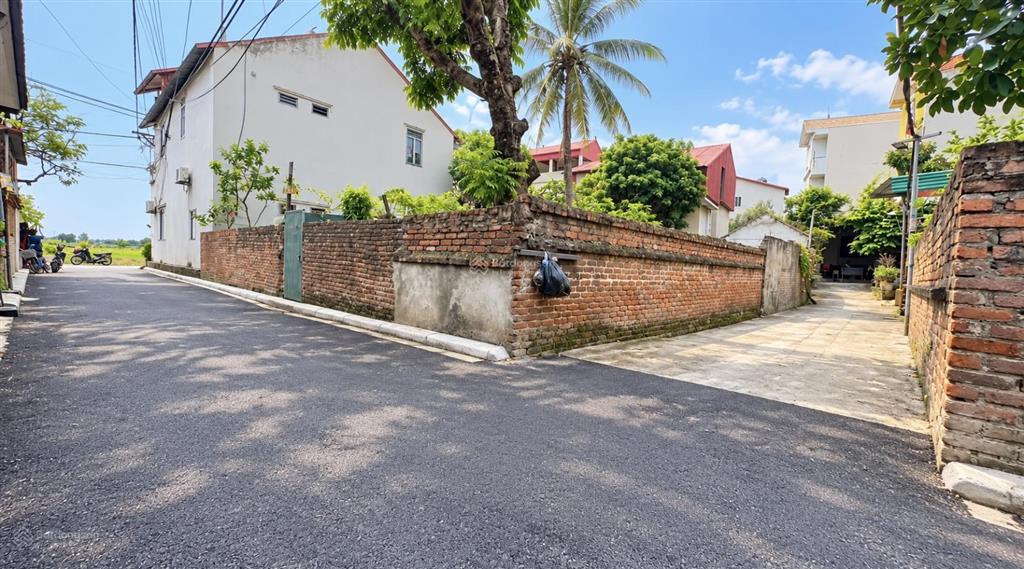 Bán 115m2 full thổ cư đất chính chủ tại yên nhântiền phongmê linh
