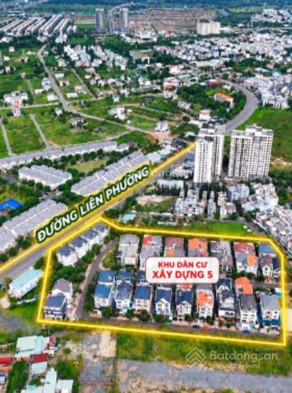 Bán căn biệt thự song lập xây dựng 5, dt 180m2 chỉ cần trả là bán