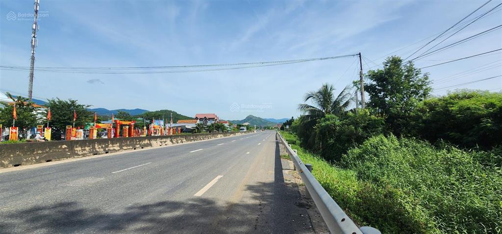 Siêu phẩm mặt tiền ql1a tại kkt vân phong khánh hòa
