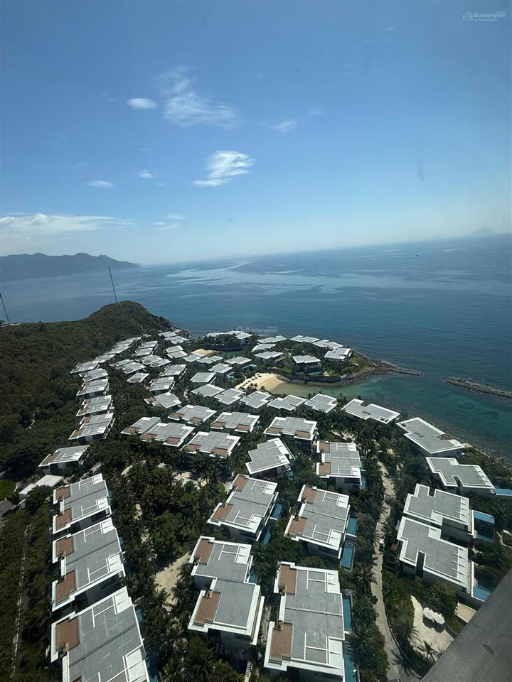Quỹ đất lớn hàng hiếm ven biển nha trang 1880m2, gần bến tàu six senses ninh vân bay, giá 70tr/m2