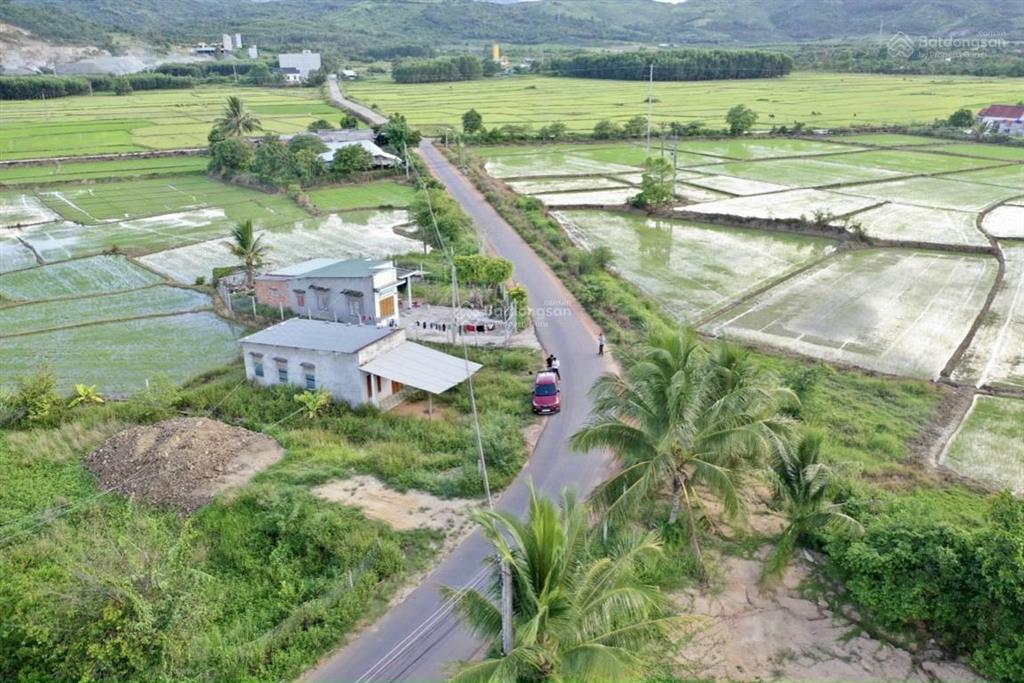 Mặt tiền đường nhựa nối giữa ql27c với tl2 xã diên thọ giá 1,6 tỷ