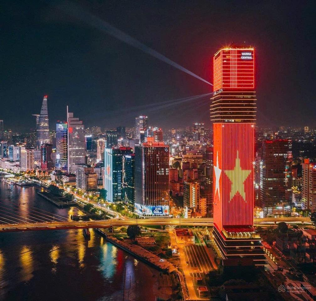Giá sốc hiếm có bán 2pn 18 tỷ view sông, bitexco vinhomes golden river quận 1