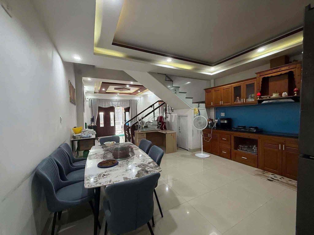 BÁN NHÀ NAM VIỆT Á