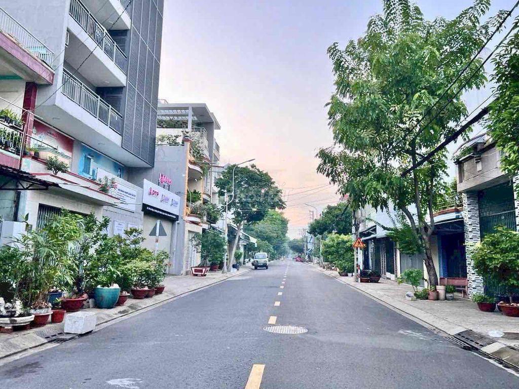 Bán nhà hẻm KDMB 14m như MT Nguyễn Cửu Đàm, ngang 5m dài 17m. Nhỉnh 9T