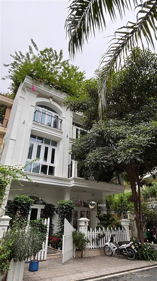 Villa compound 357a nguyễn trọng tuyển tân bình 8x22m. nhà hầm 4 tầng 55 tỷ